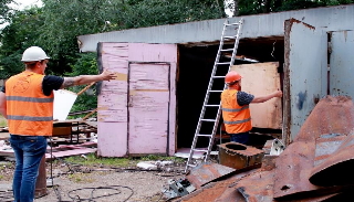Демонтаж гаражей в Нижнекамске, цена от 1781 руб. – услуги под ключ от 2Землекопа-Нжм